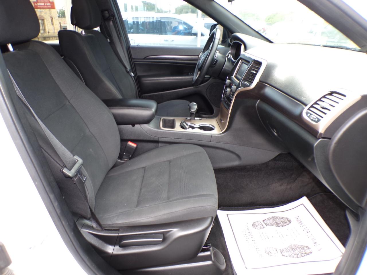Jeep Grand Cherokee 4WD 4dr Laredo 2014
