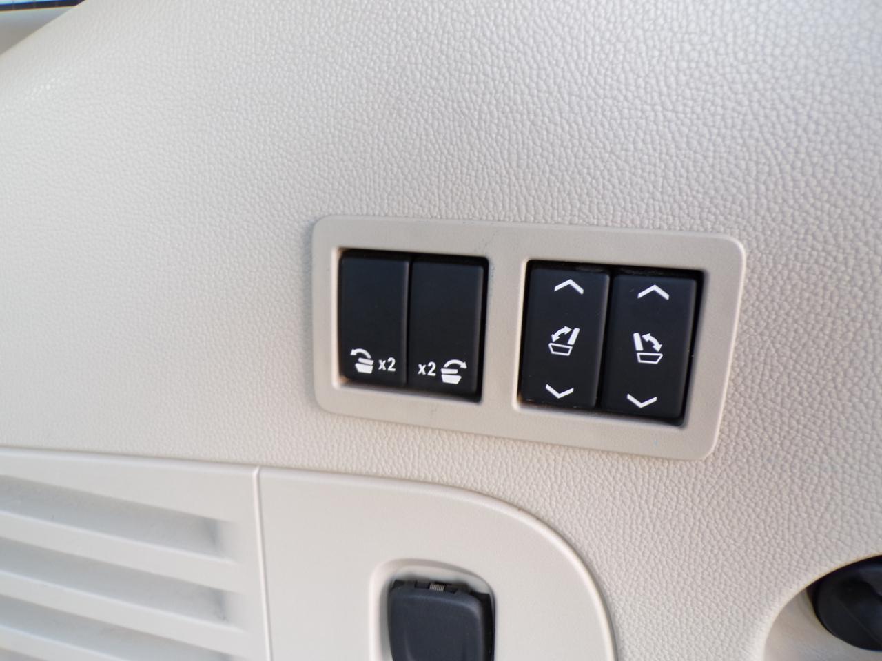 Cadillac Escalade 4WD 4dr Luxury 2019