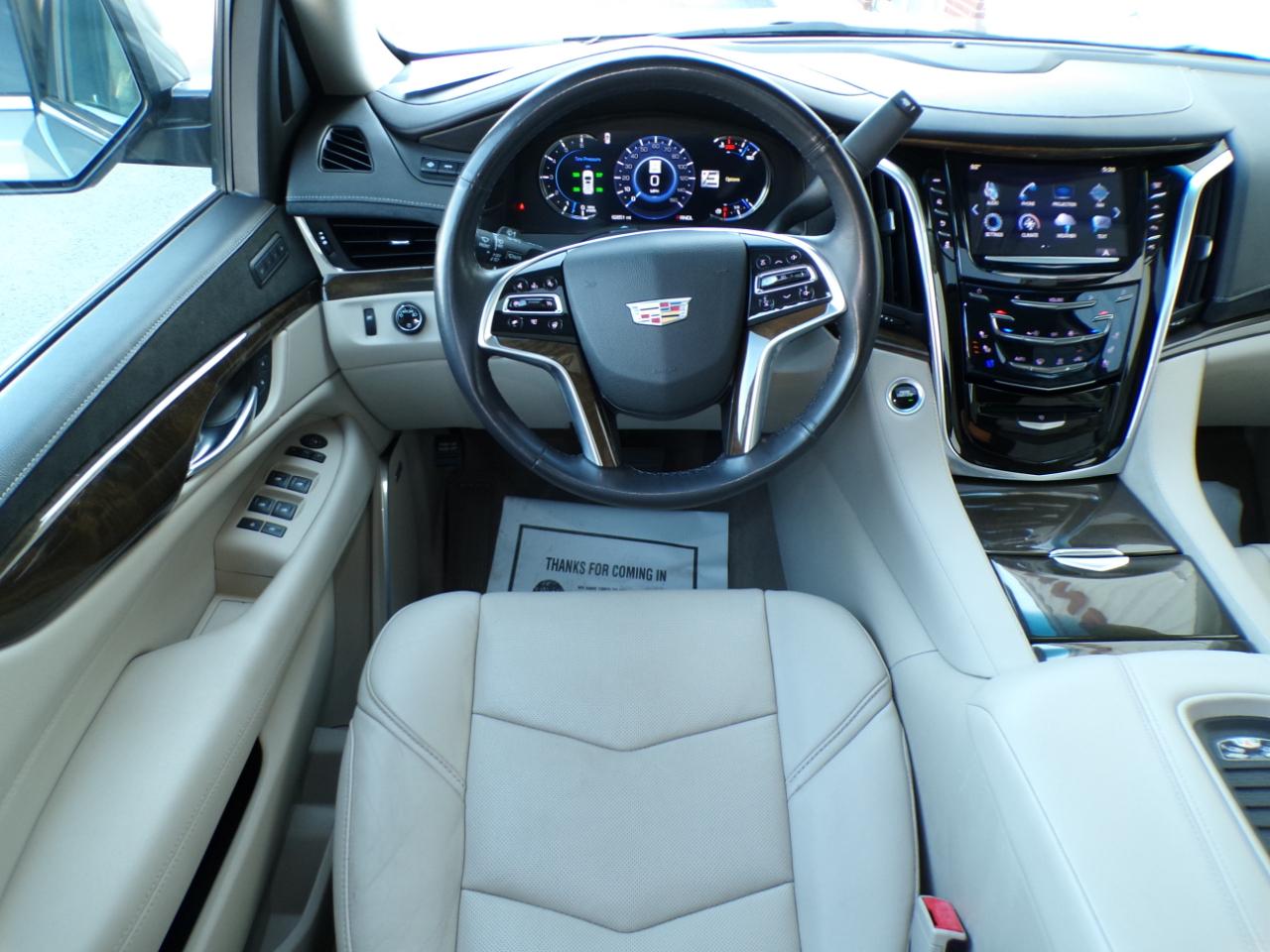 Cadillac Escalade 4WD 4dr Luxury 2019