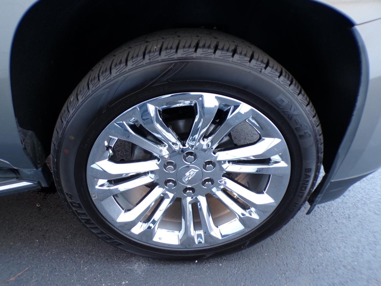 Cadillac Escalade 4WD 4dr Luxury 2019
