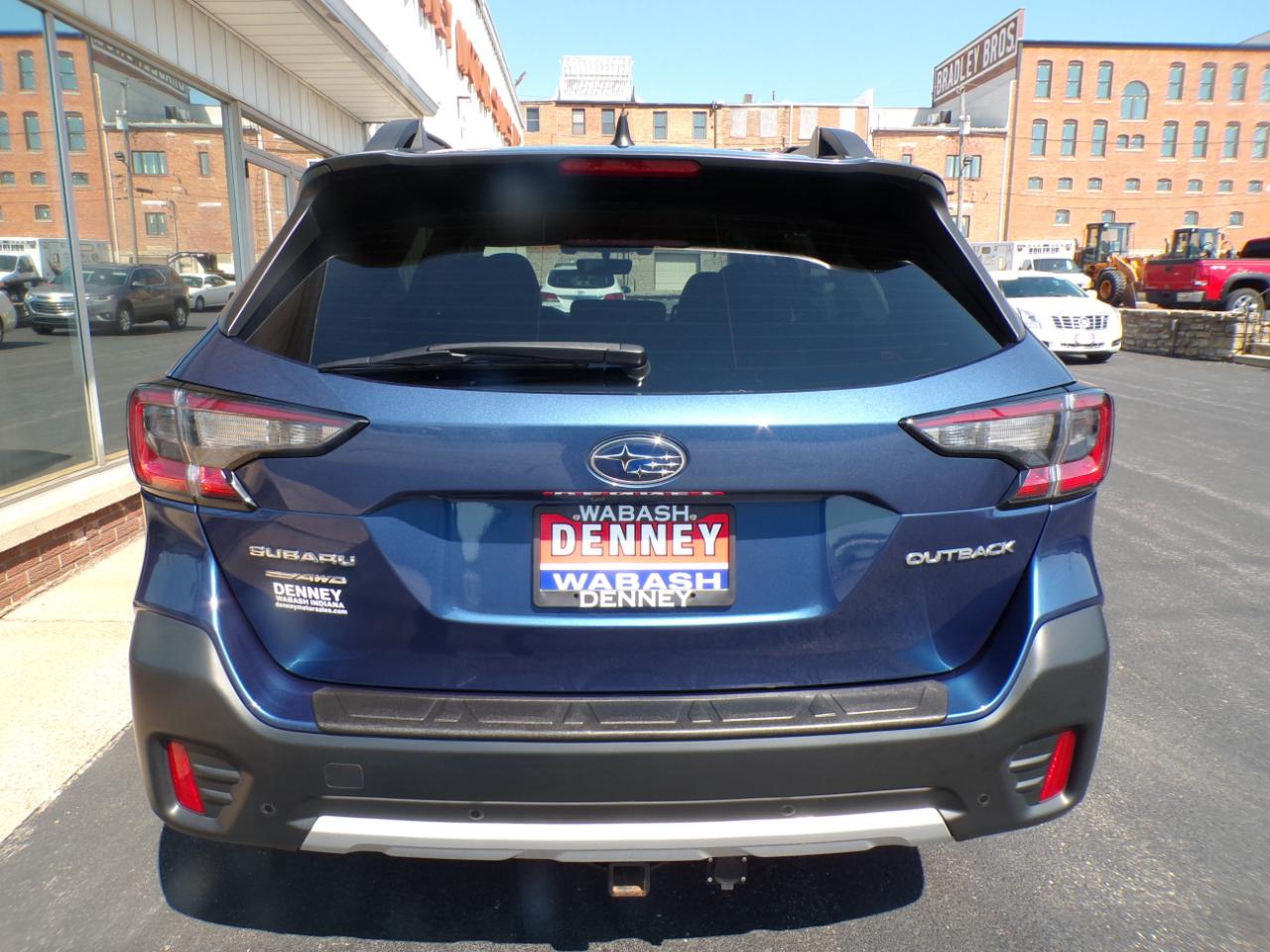 Subaru Outback Limited CVT 2022