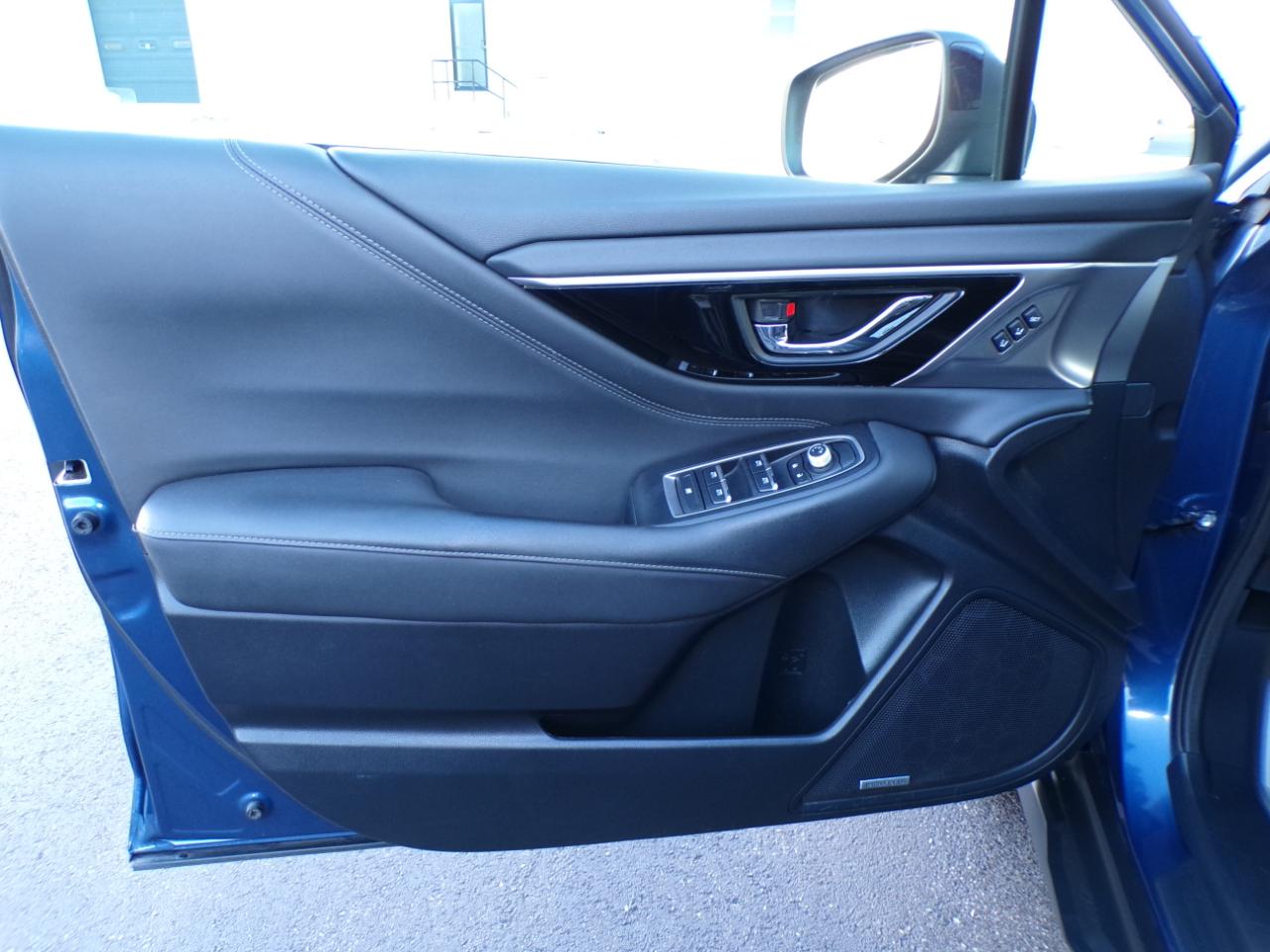 Subaru Outback Limited CVT 2022