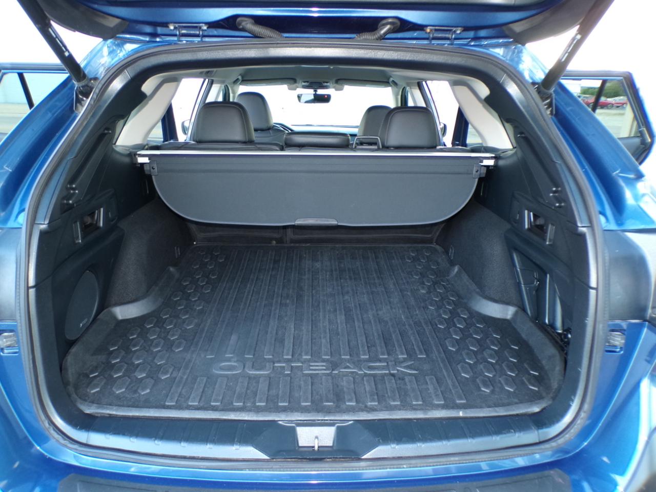 Subaru Outback Limited CVT 2022
