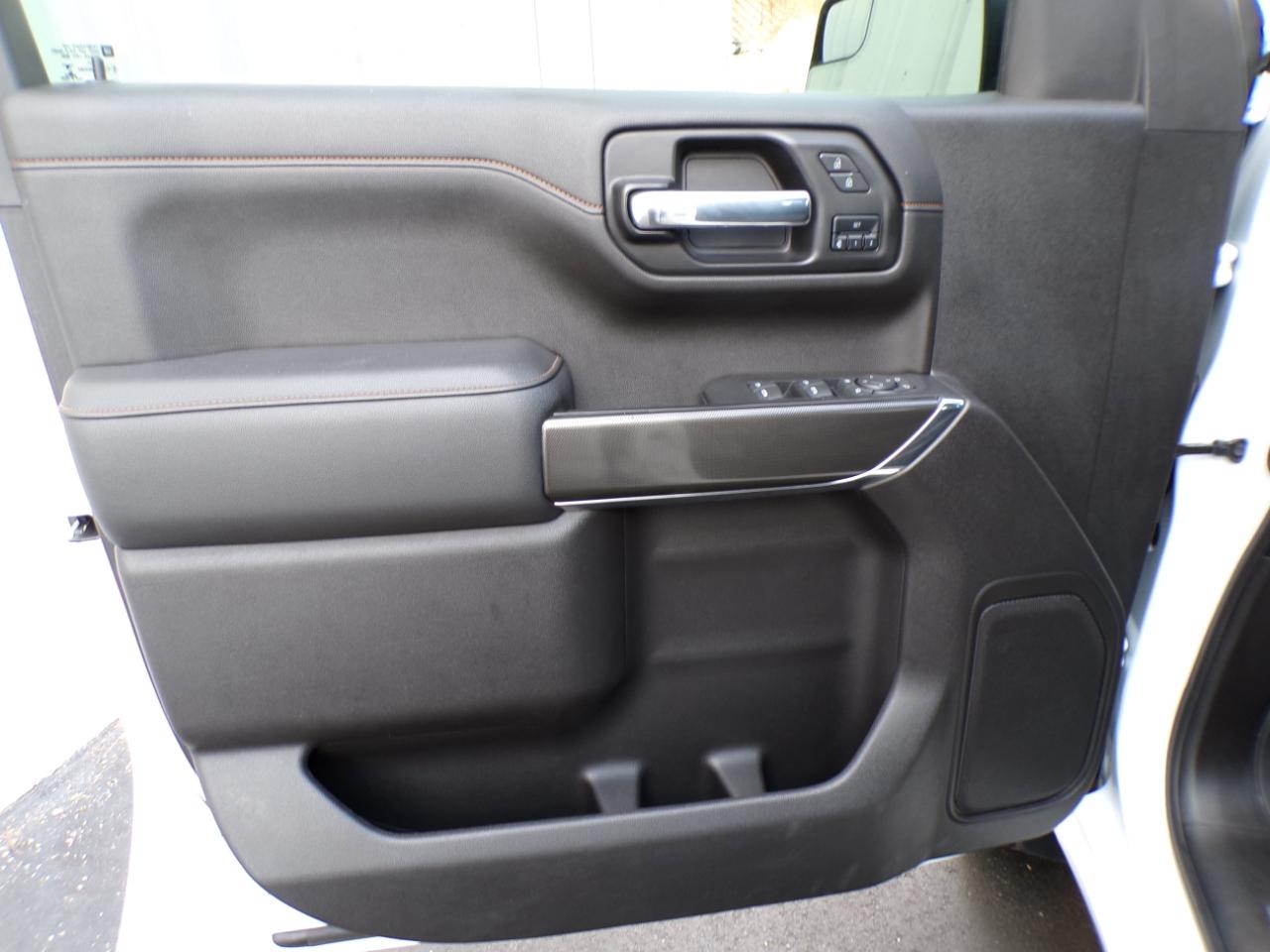 GMC Sierra 1500 4WD Crew Cab 157" AT4 2021
