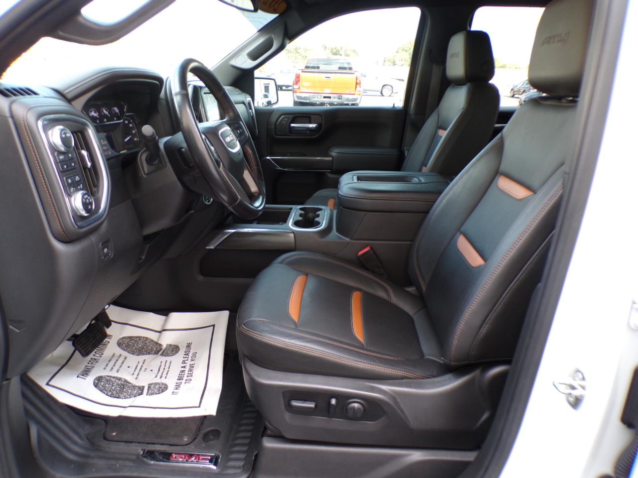 GMC Sierra 1500 4WD Crew Cab 157" AT4 2021