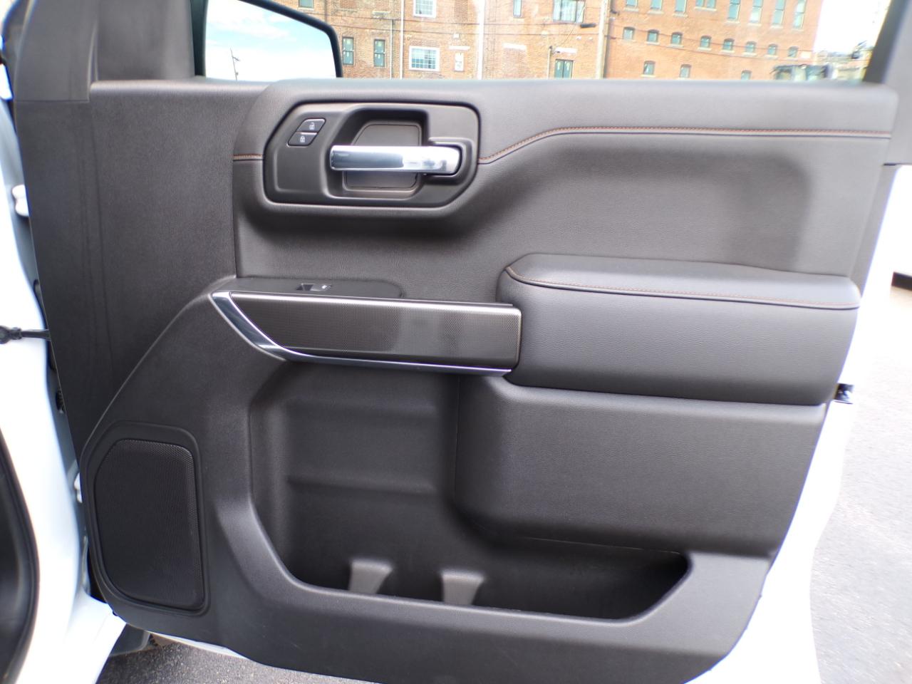 GMC Sierra 1500 4WD Crew Cab 157" AT4 2021