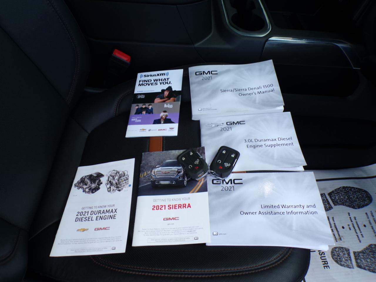 GMC Sierra 1500 4WD Crew Cab 157" AT4 2021
