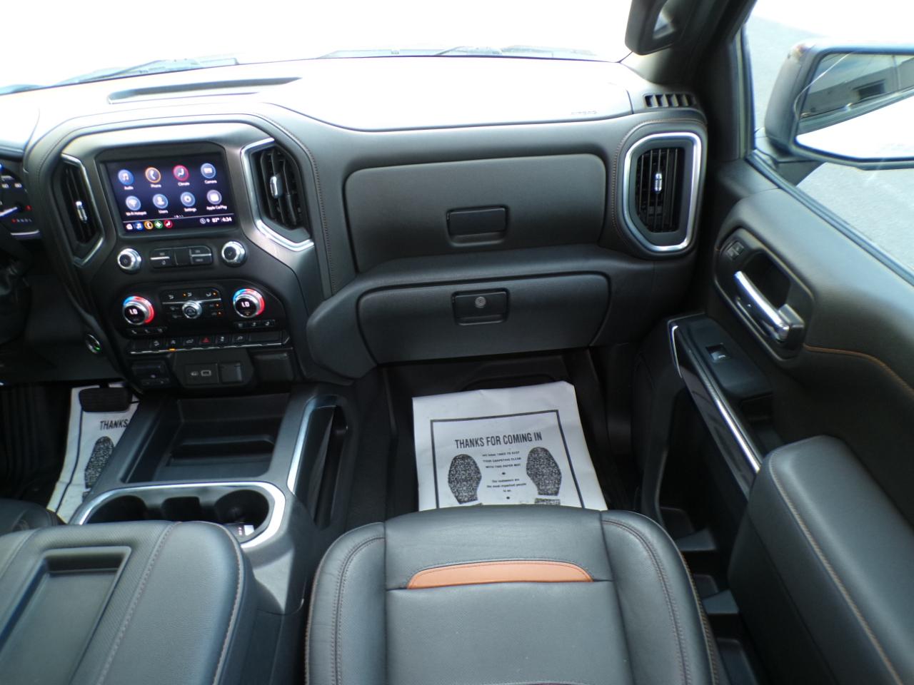 GMC Sierra 1500 4WD Crew Cab 157" AT4 2021