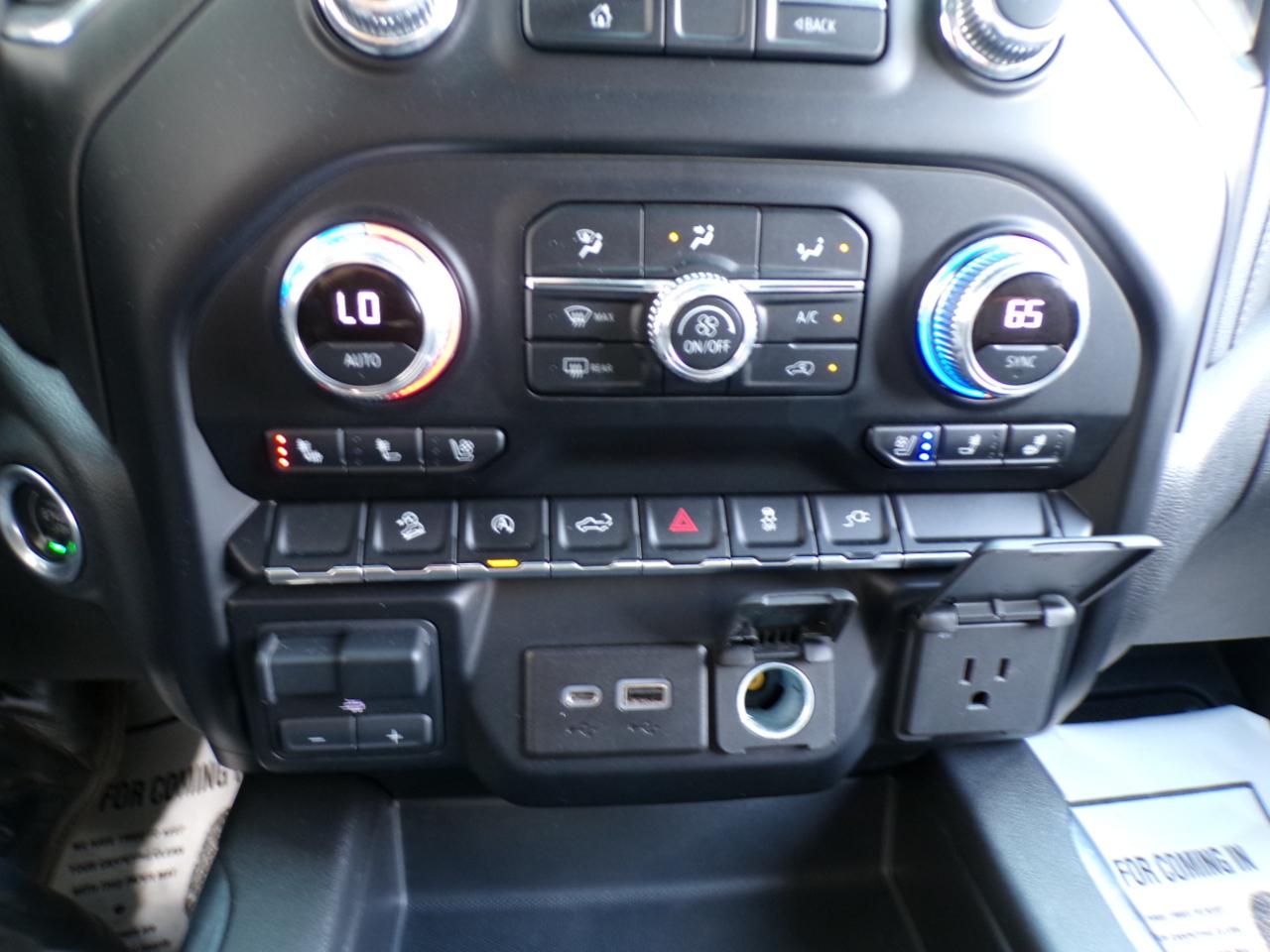 GMC Sierra 1500 4WD Crew Cab 157" AT4 2021