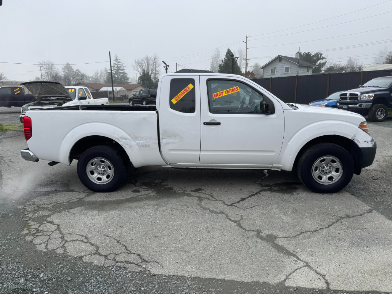 Nissan Frontier SV I4 King Cab 2WD 2012