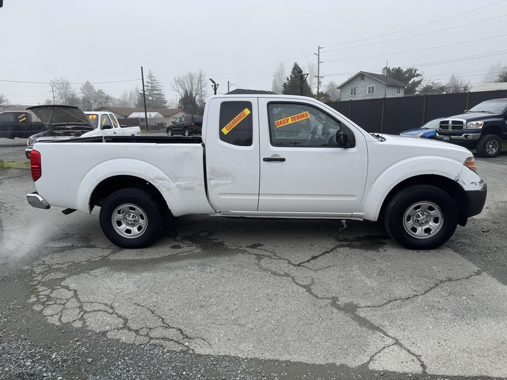 Nissan Frontier  2012