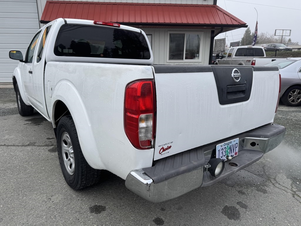Nissan Frontier  2012