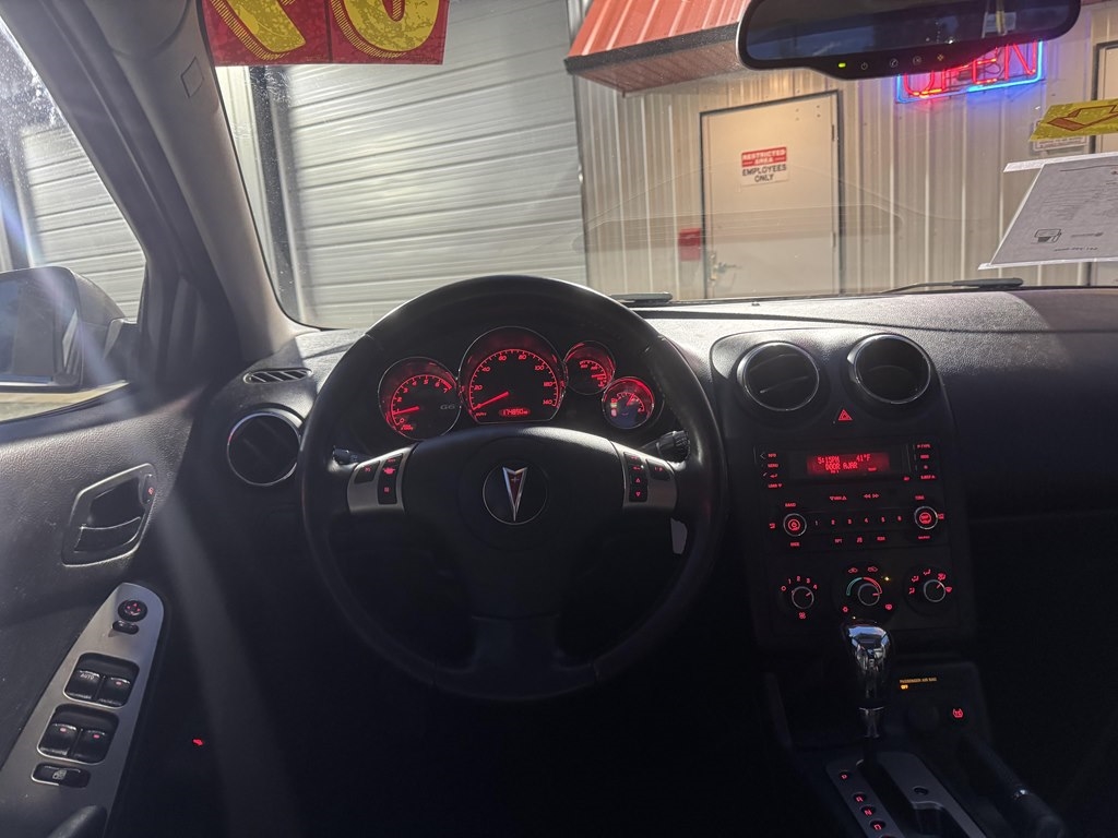 Pontiac G6  2009