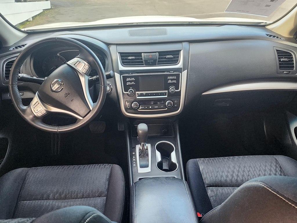 Nissan Altima  2017