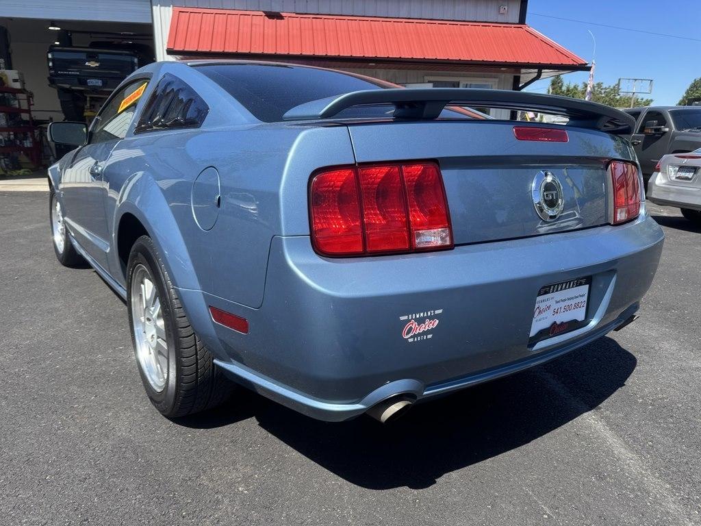 Ford Mustang  2006