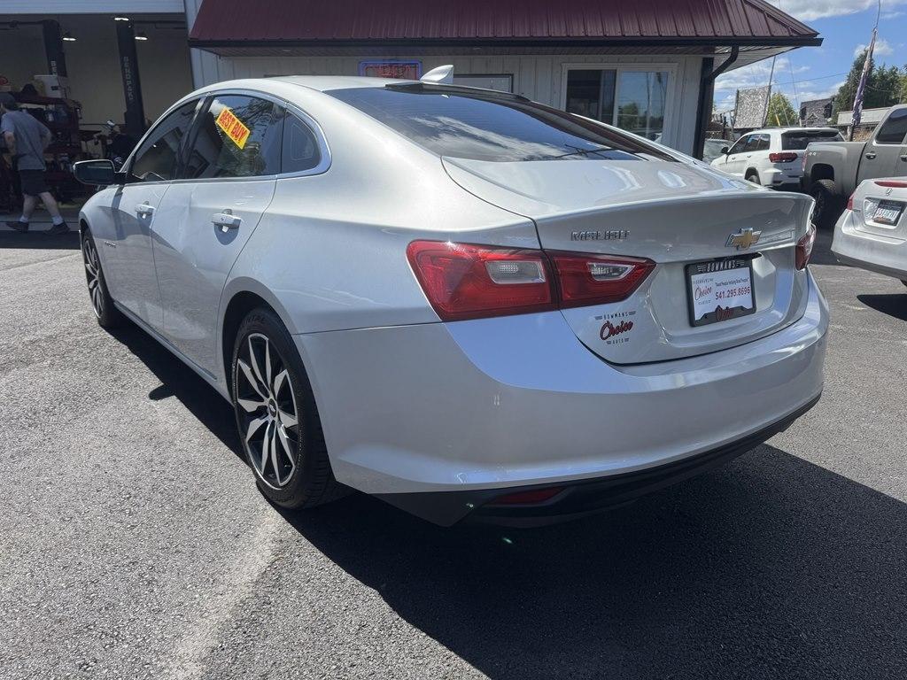 Chevrolet Malibu  2016