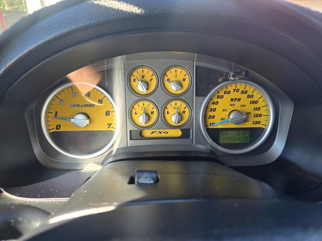 Ford F-150 4WD Supercab Flareside 145" FX4 2005