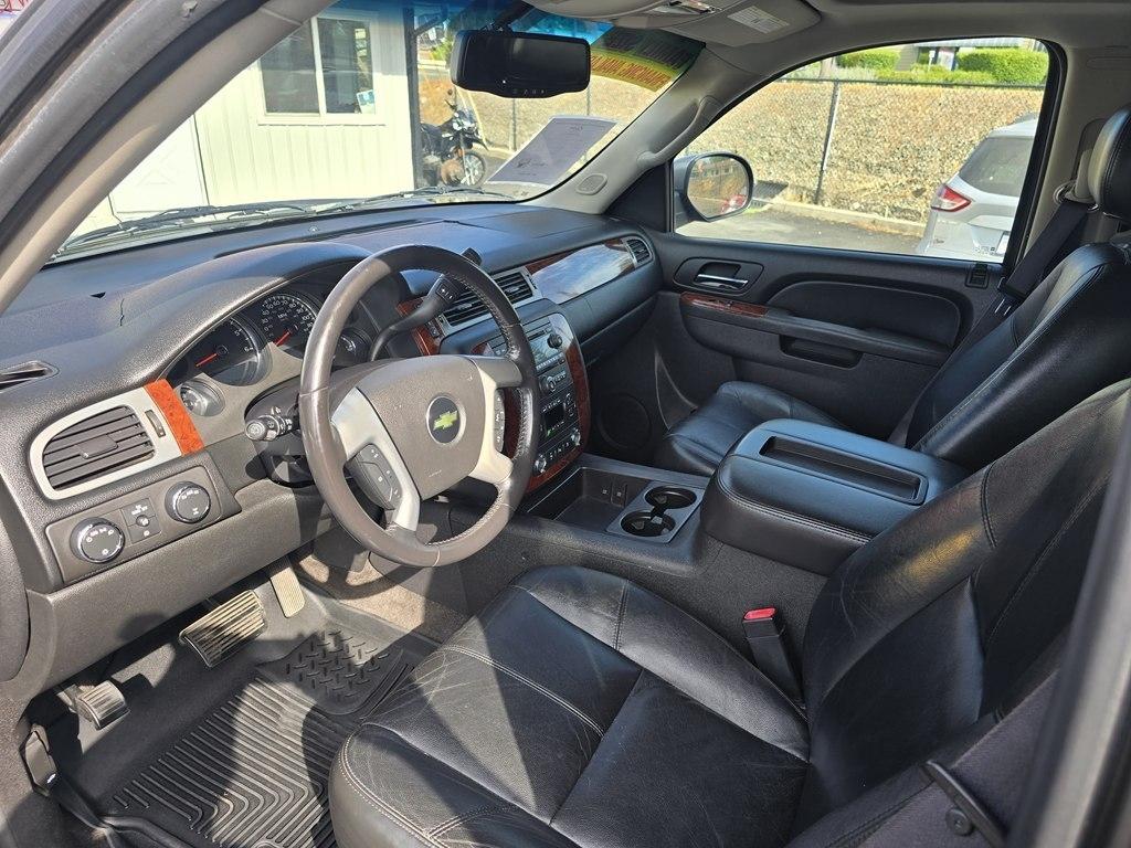 Chevrolet Tahoe  2011
