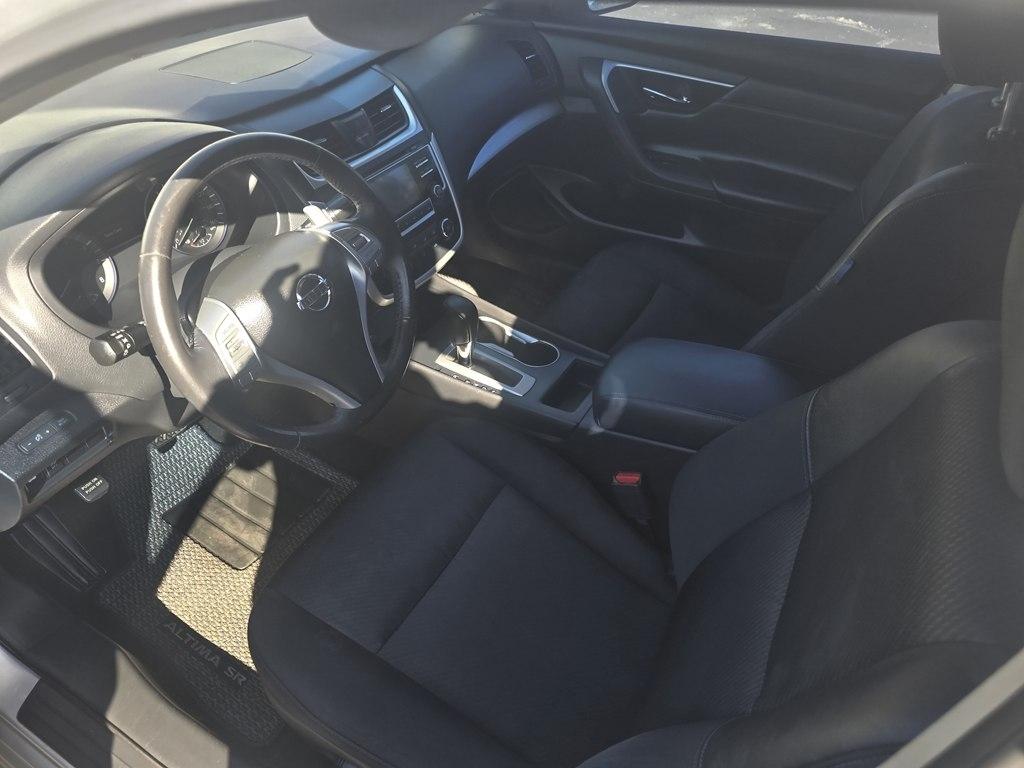 Nissan Altima  2016