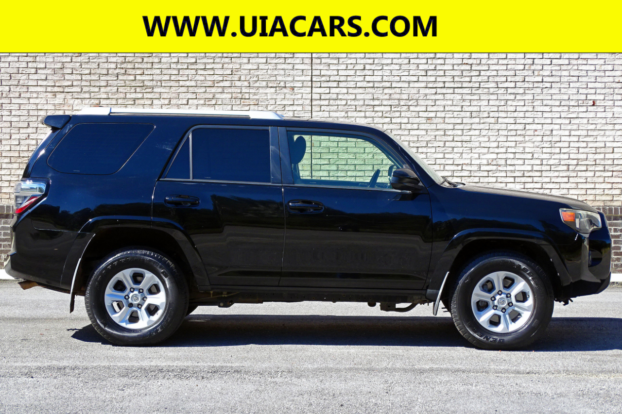 2015 Toyota 4Runner V6 SR5 Premium photo 3