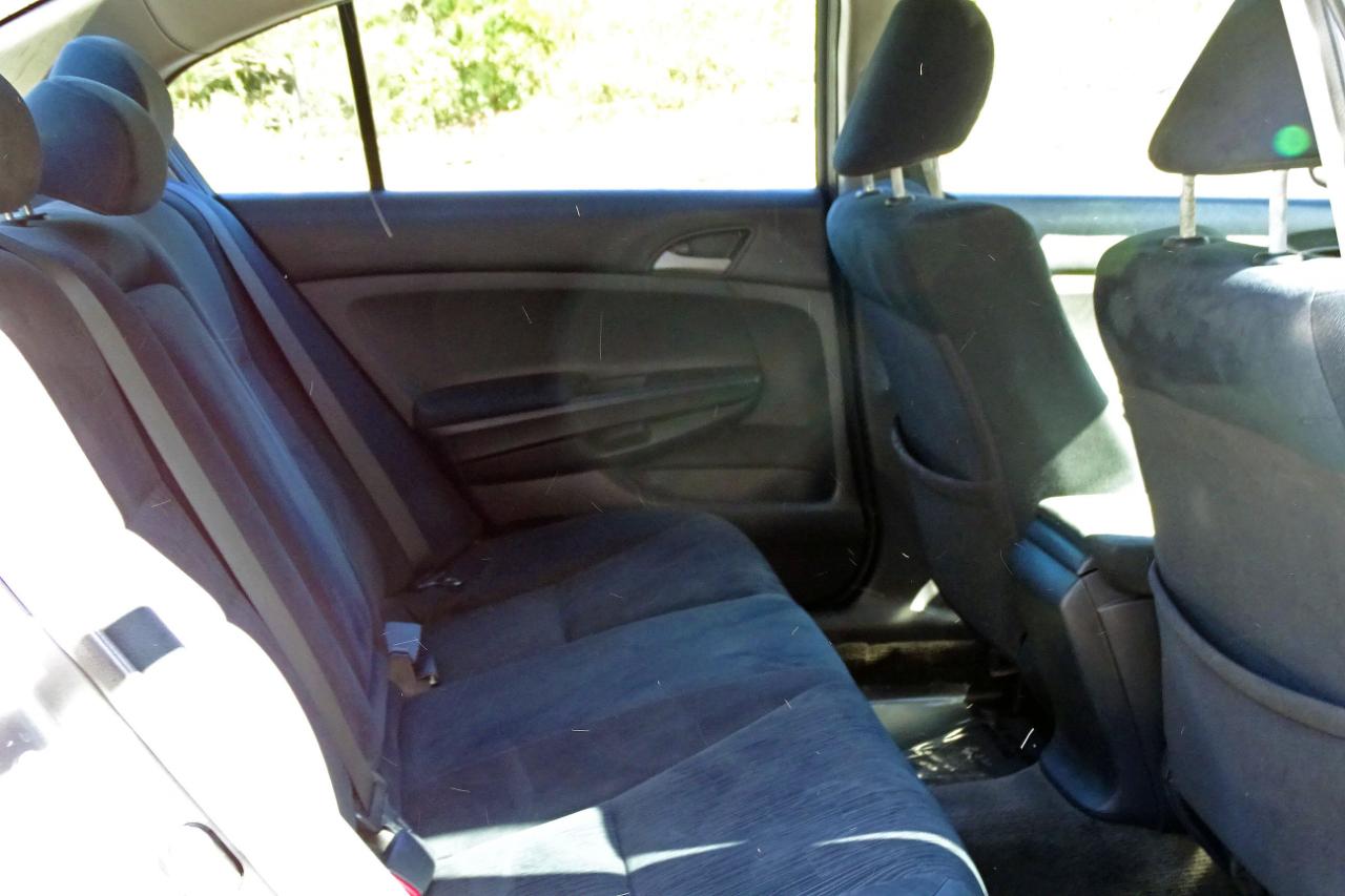 Honda Accord Sdn 4dr I4 Auto LX 2011