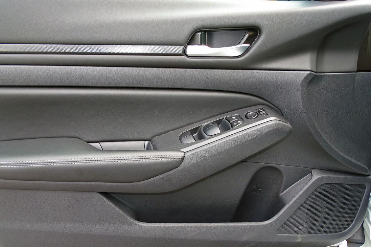 Nissan Altima SV FWD 2025