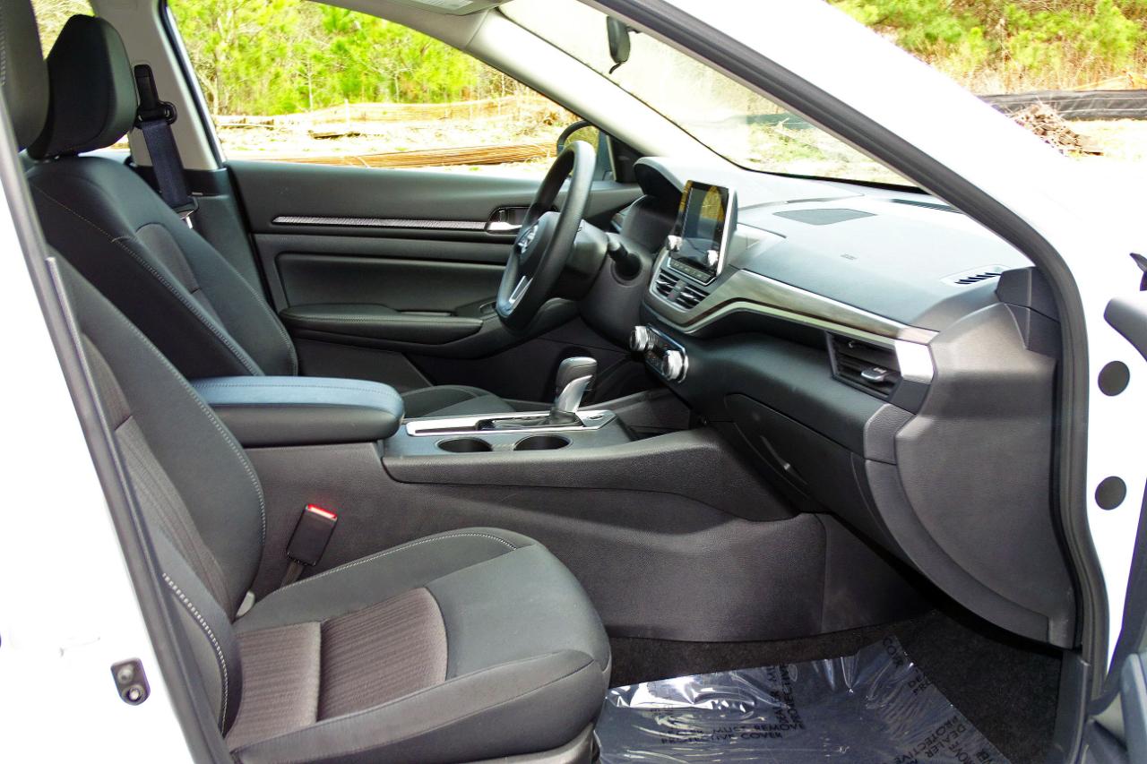 Nissan Altima SV FWD 2025