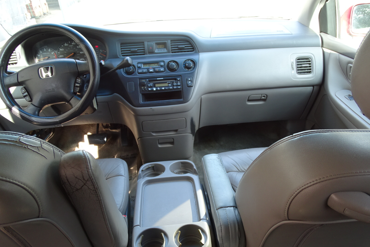 Honda Odyssey 5dr EX-L w/Leather 2002