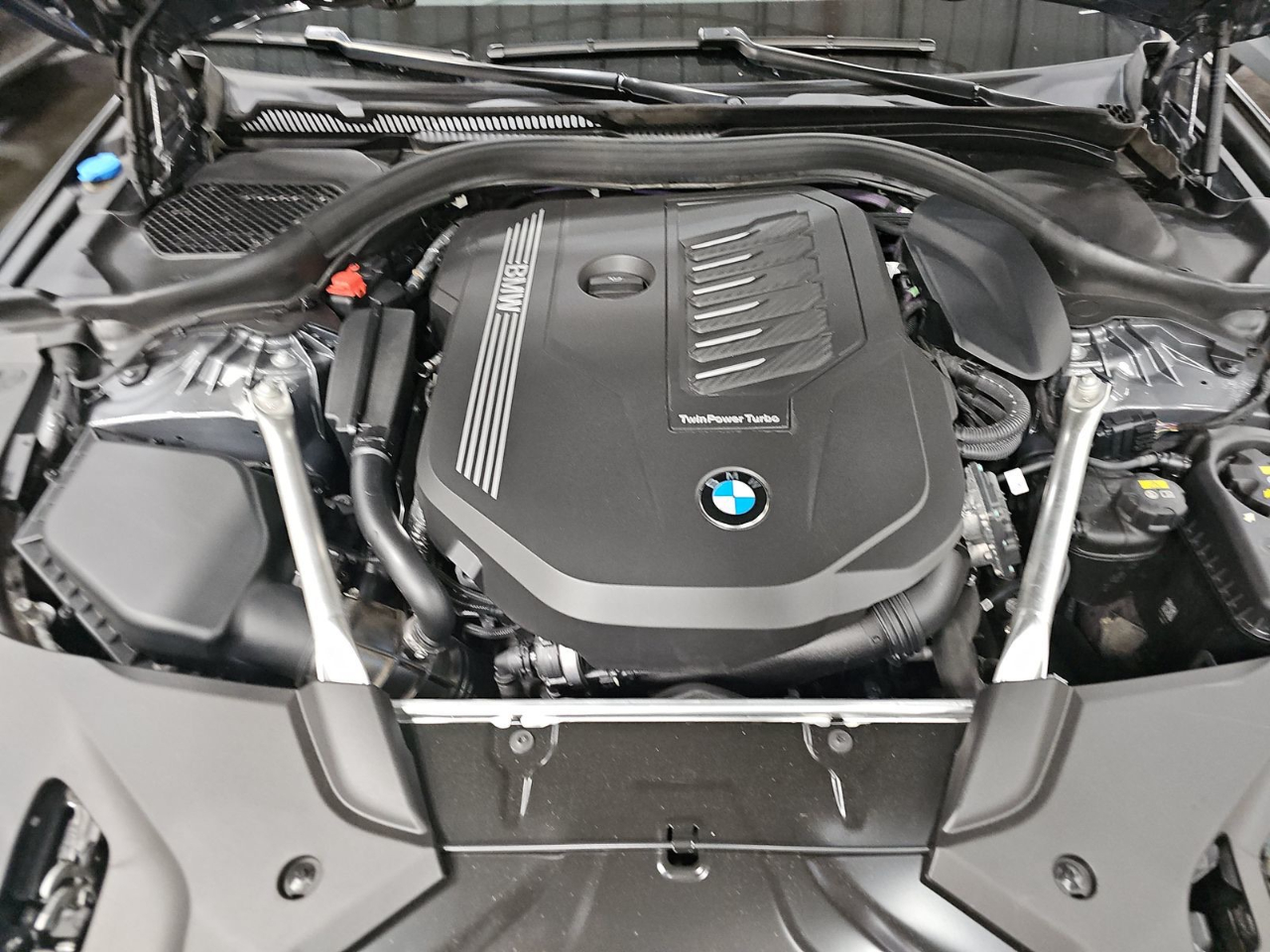 BMW 5 Series 540i Sedan 2023