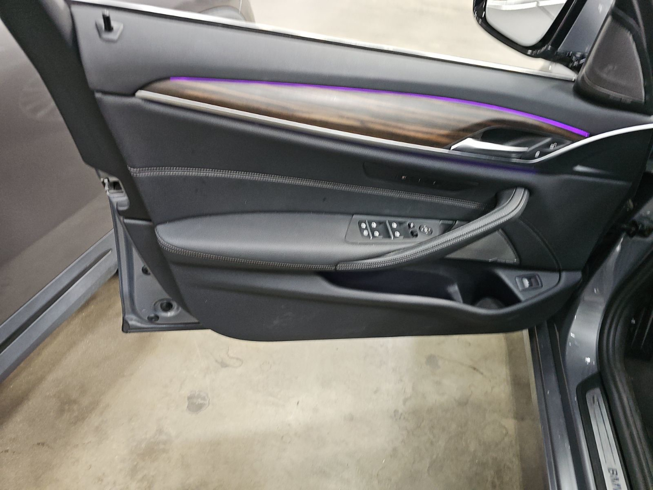 BMW 5 Series 540i Sedan 2023