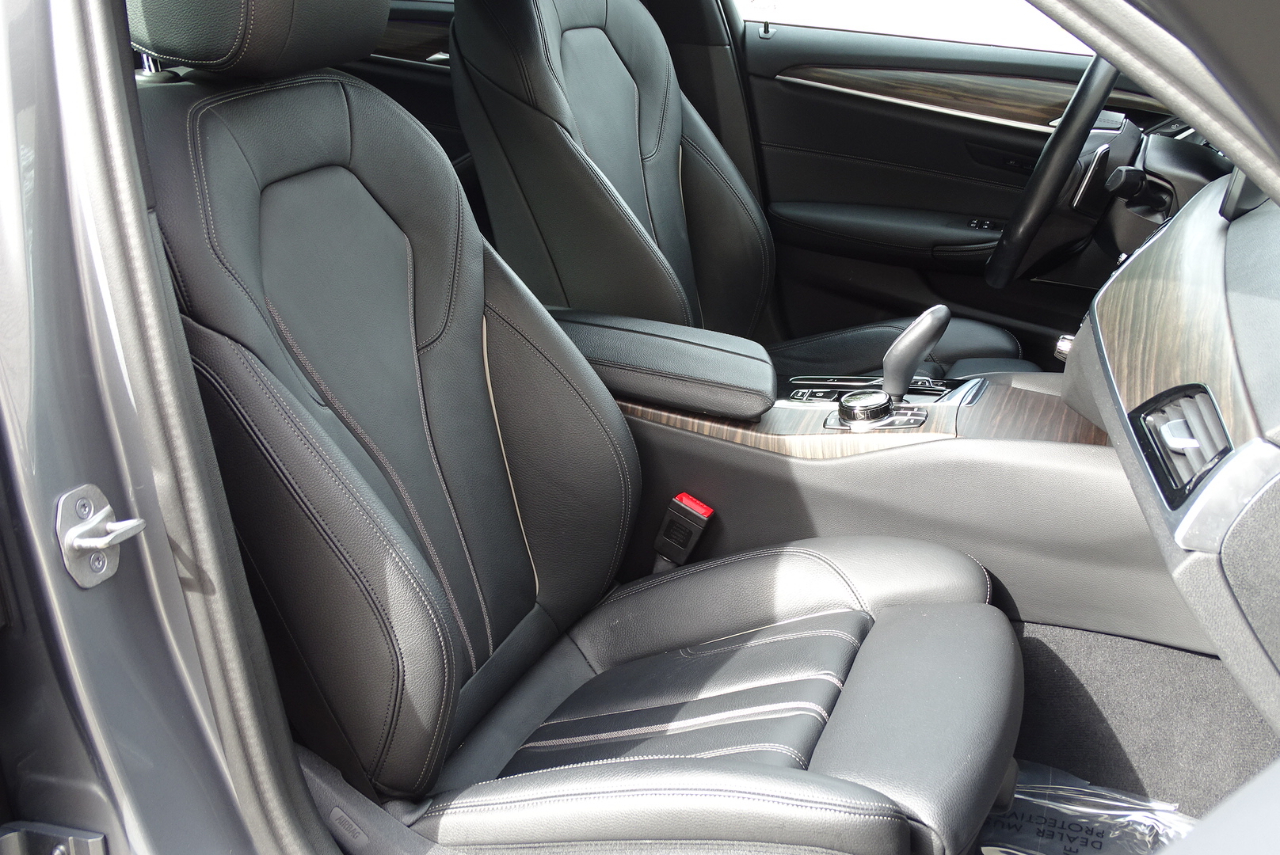 BMW 5 Series 540i Sedan 2023