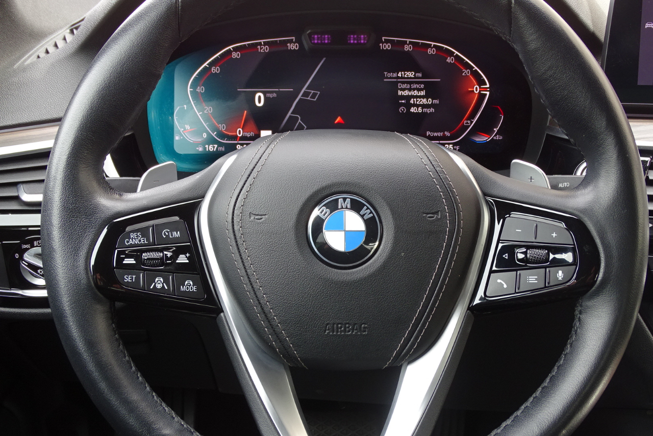 BMW 5 Series 540i Sedan 2023