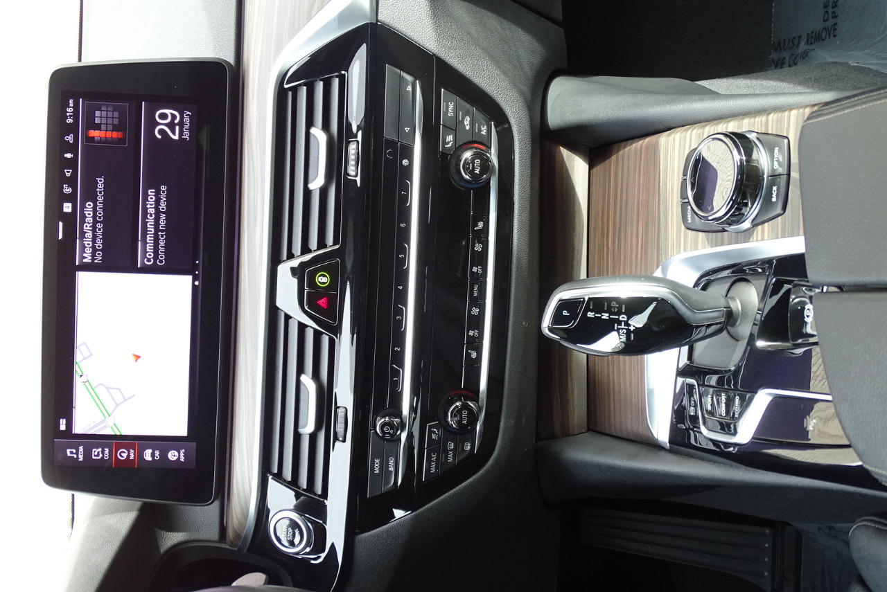 BMW 5 Series 540i Sedan 2023