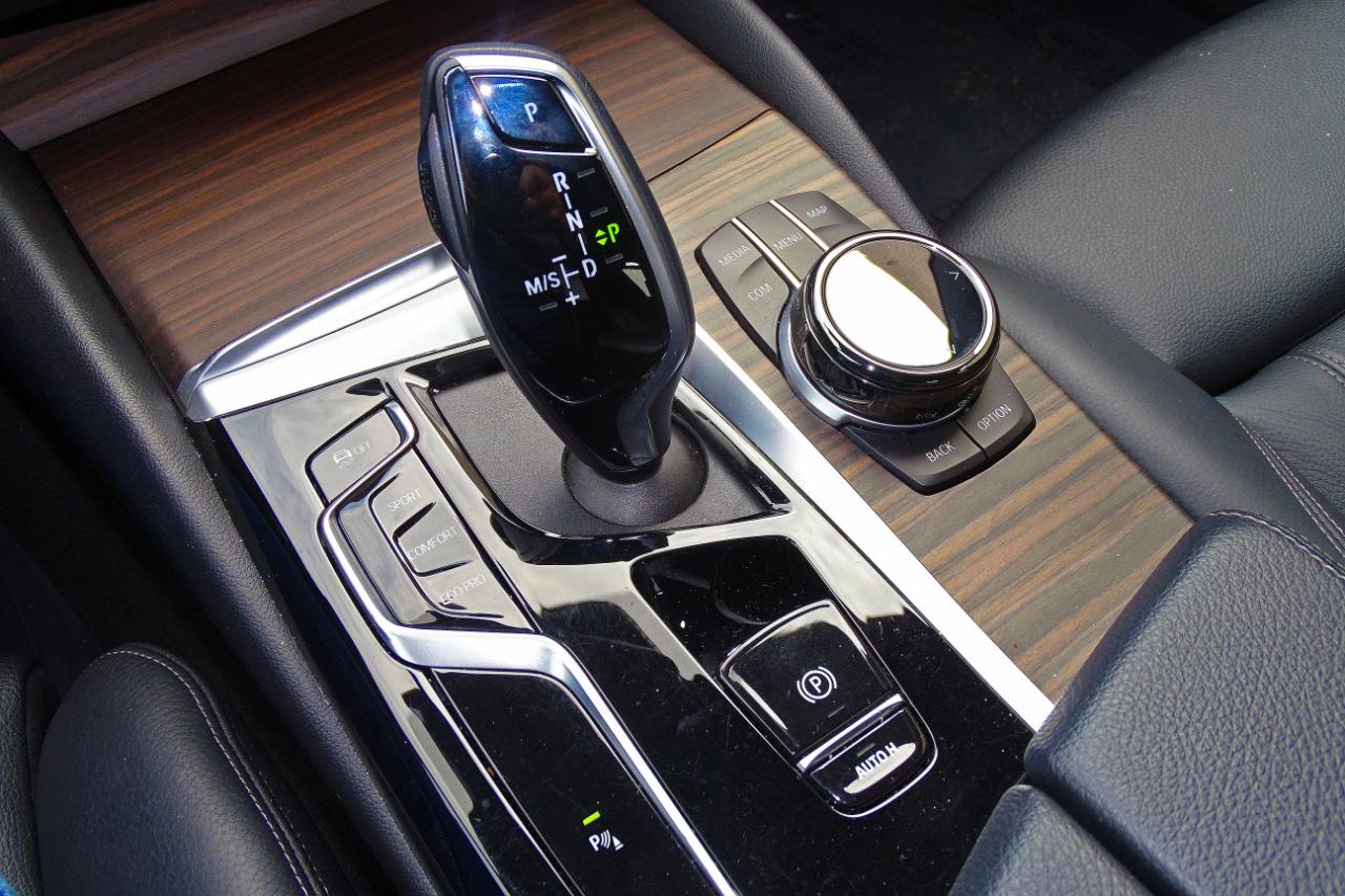 BMW 5 Series 540i Sedan 2023