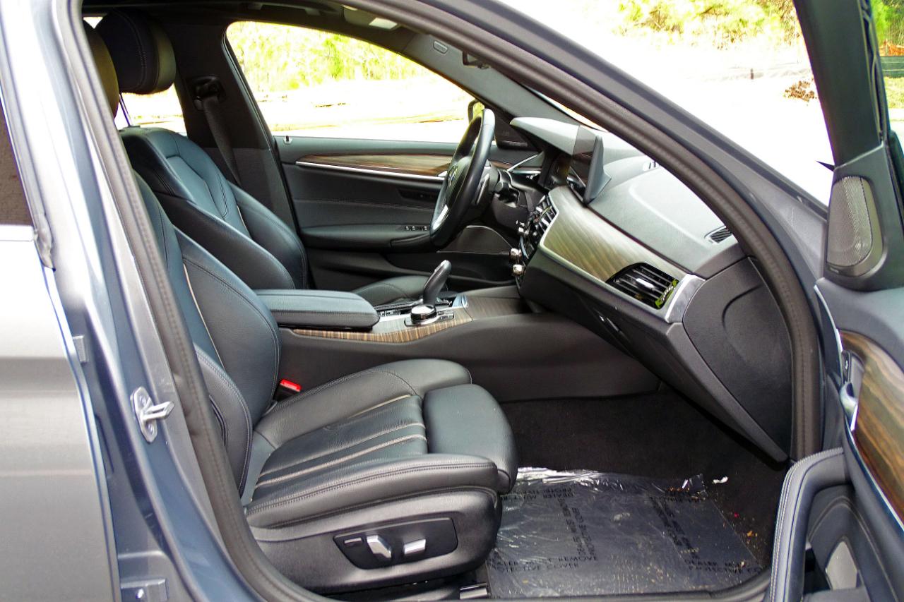 BMW 5 Series 540i Sedan 2023