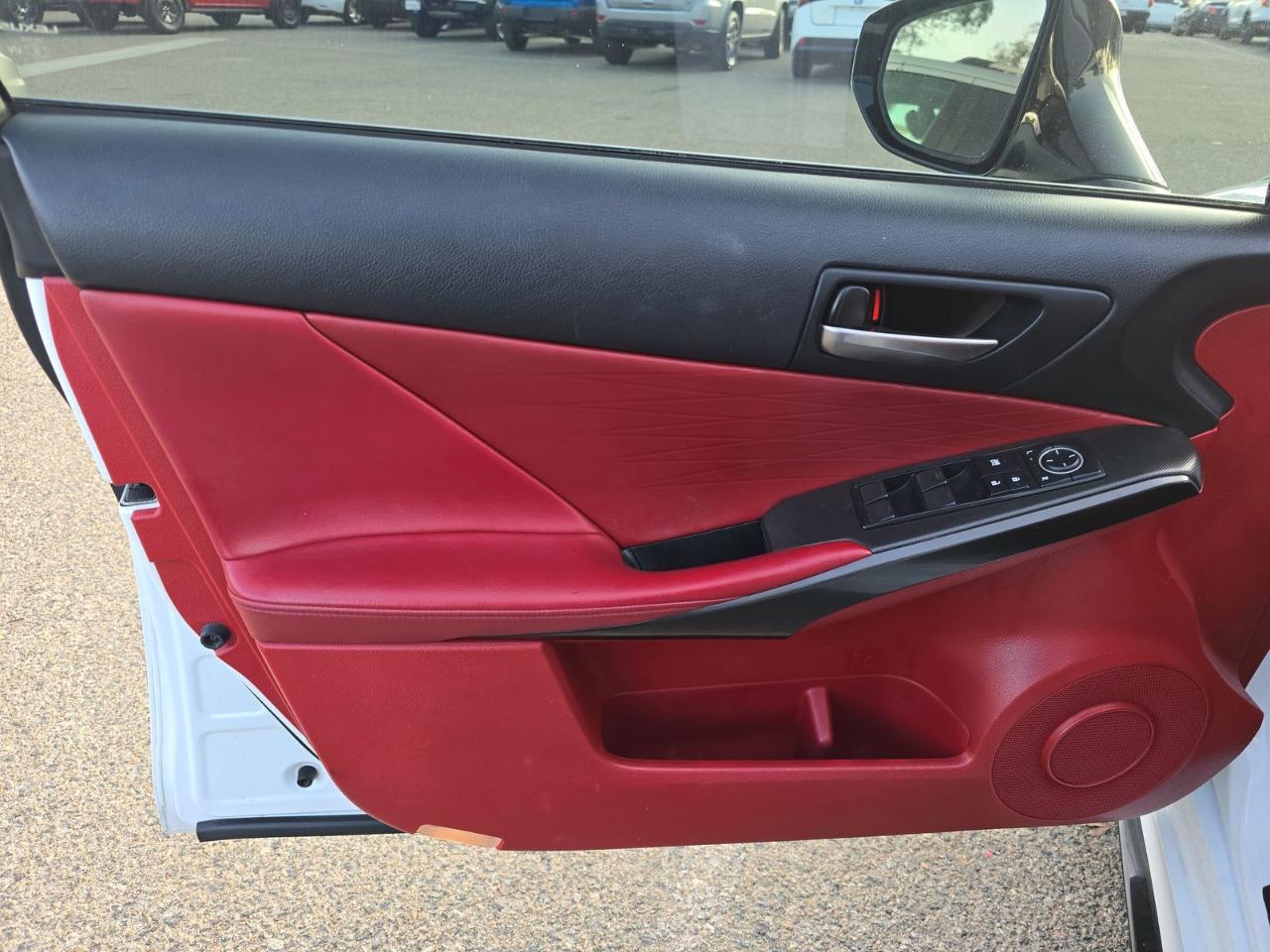 Lexus IS IS 350 F Sport RWD 2021