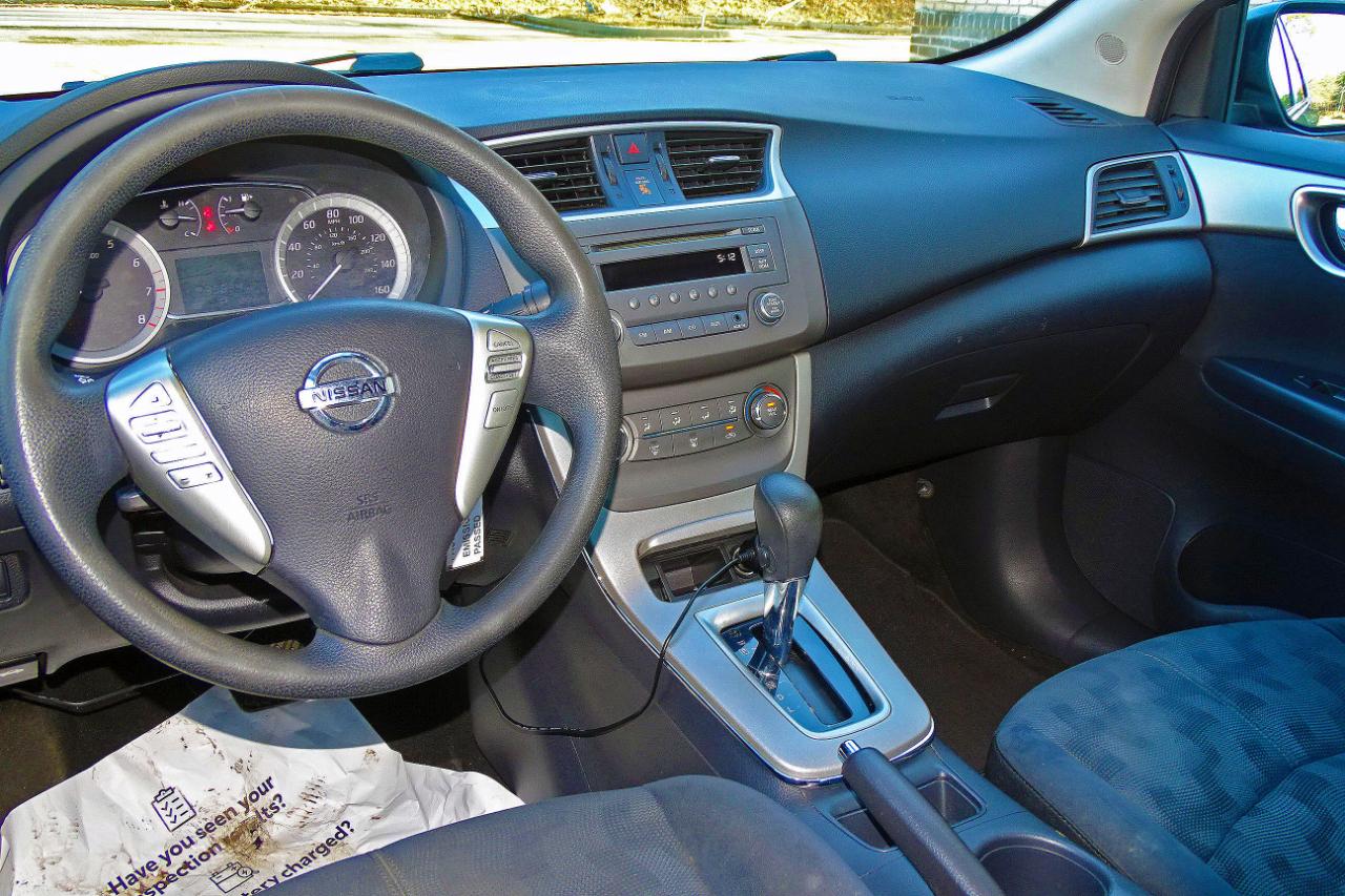 Nissan Sentra 4dr Sdn I4 CVT SV 2013