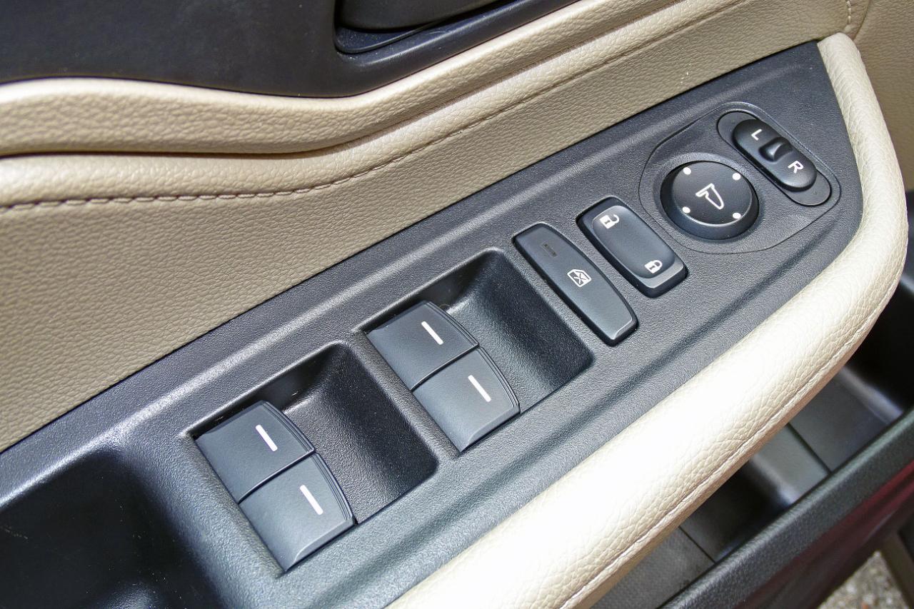 Honda Odyssey EX Auto 2024