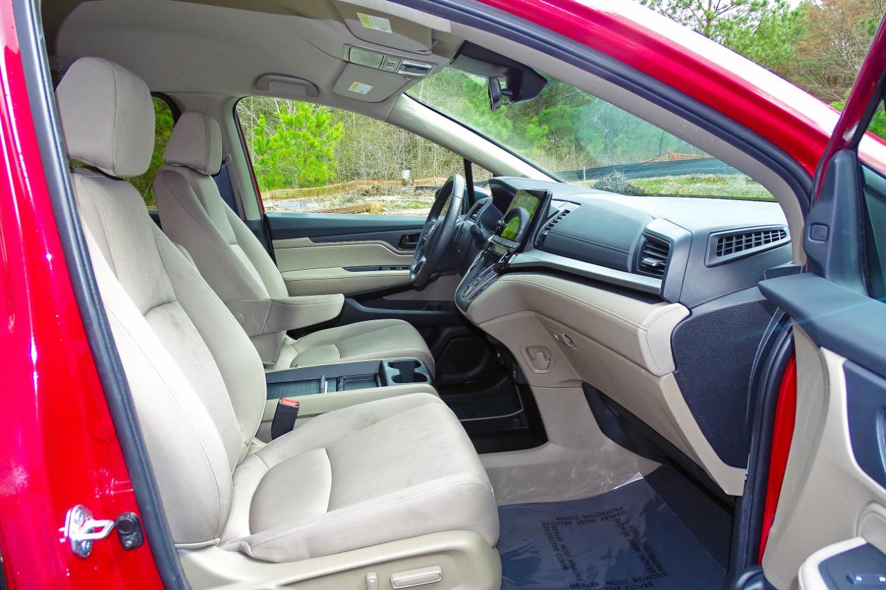 Honda Odyssey EX Auto 2024