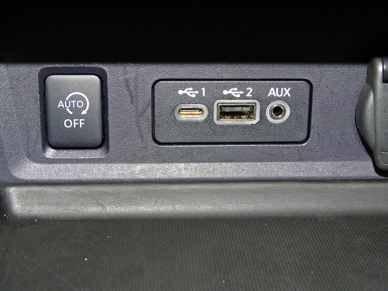 Nissan Sentra SV CVT 2024