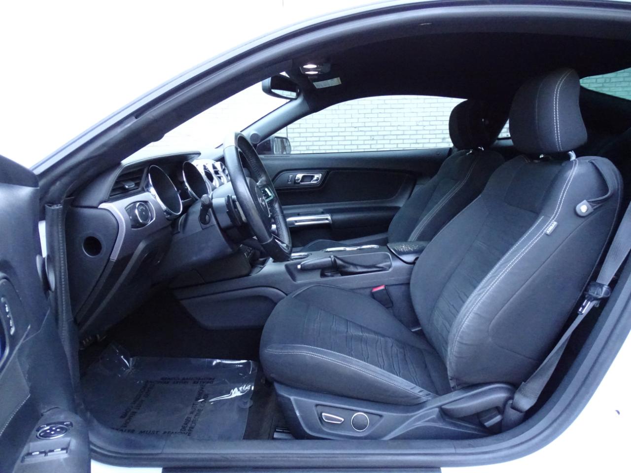 Ford Mustang 2dr Fastback EcoBoost 2016