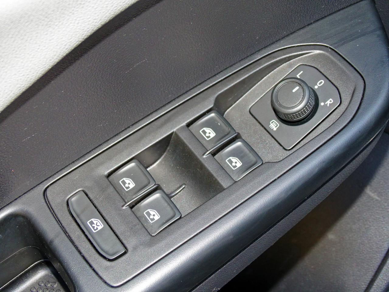 Volkswagen Taos SE FWD 2022