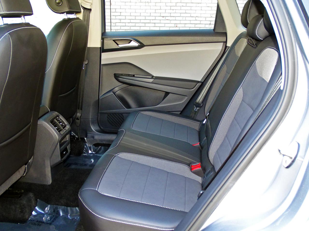 Volkswagen Taos SE FWD 2022