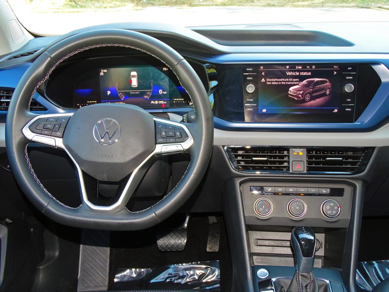 Volkswagen Taos SE FWD 2022