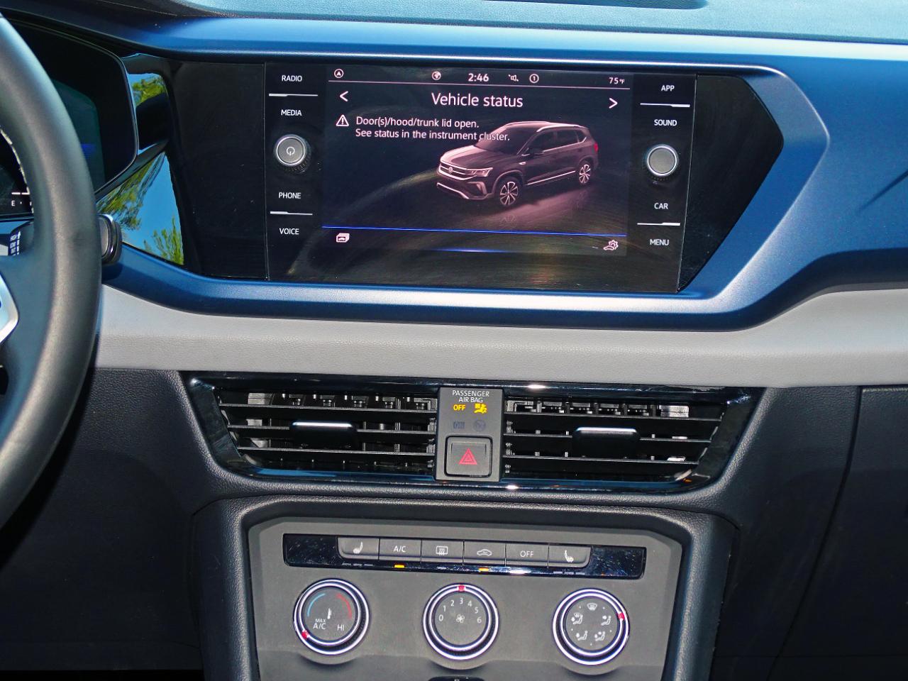 Volkswagen Taos SE FWD 2022