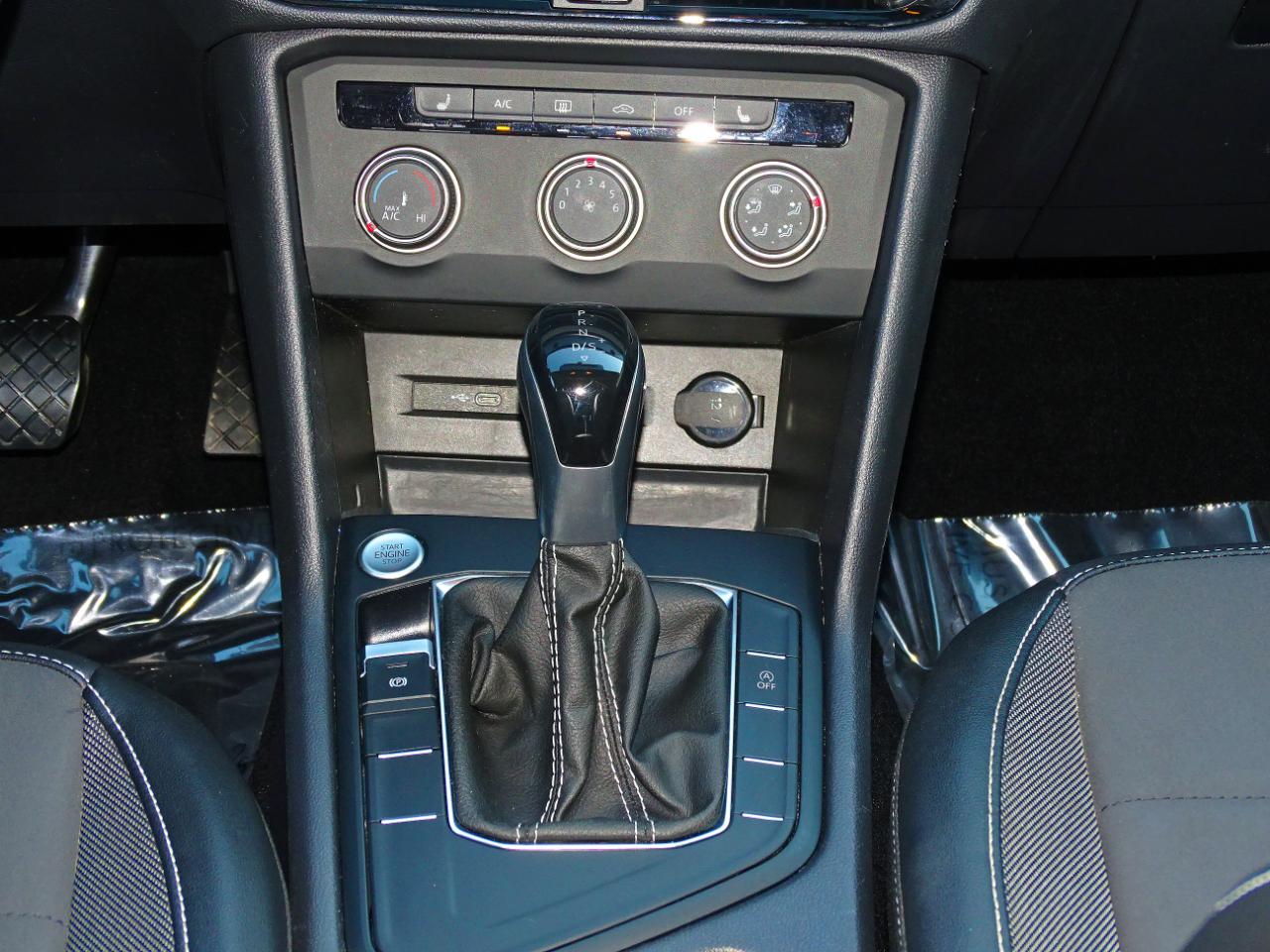 Volkswagen Taos SE FWD 2022