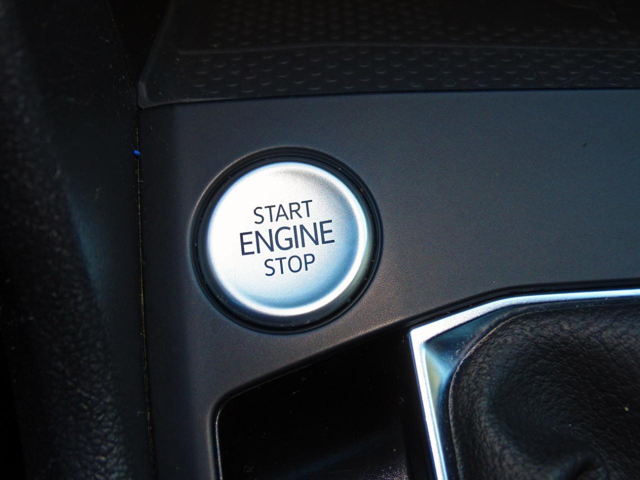 Volkswagen Taos SE FWD 2022