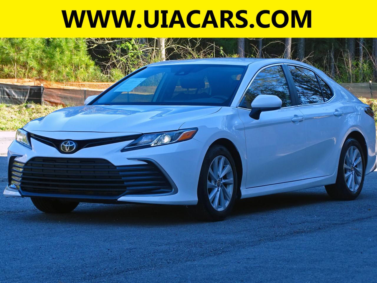 Toyota Camry LE Auto (Natl) 2022