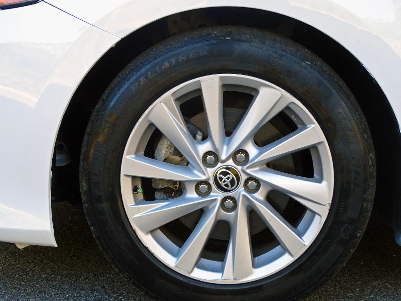 Toyota Camry LE Auto (Natl) 2022