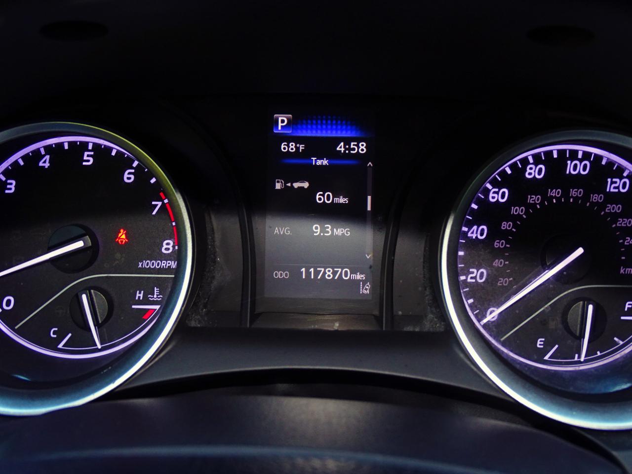 Toyota Camry LE Auto (Natl) 2022